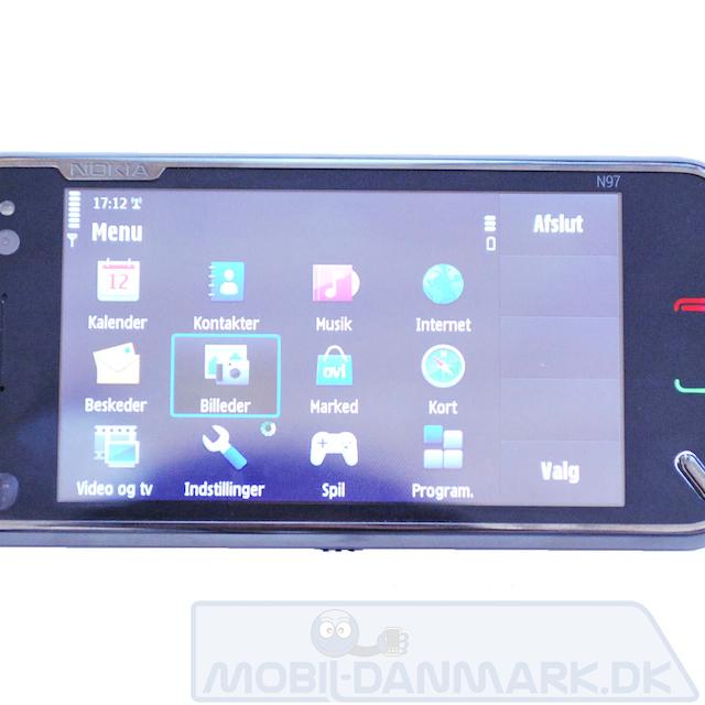 Nokia N97 front vandret