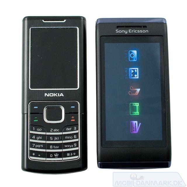 Nokia 6500 Classic ved siden af Aino